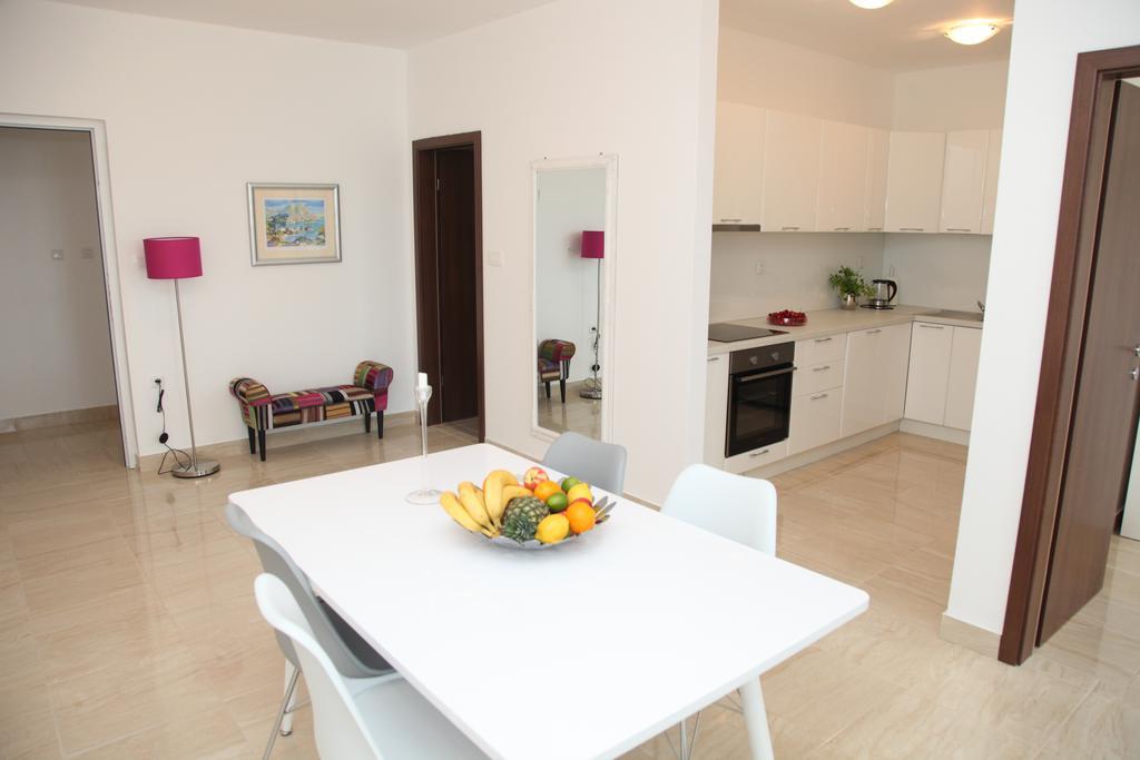 Apartments Mare Gradac  Dış mekan fotoğraf